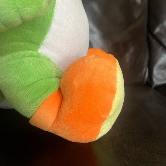 Vintage Super Mario Bros. Yoshi Green & Orange Dinosaur Plush Toy Stuffed 20" - Picture 9 of 16